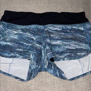 Lululemon Speed Up Shorts 2.5”